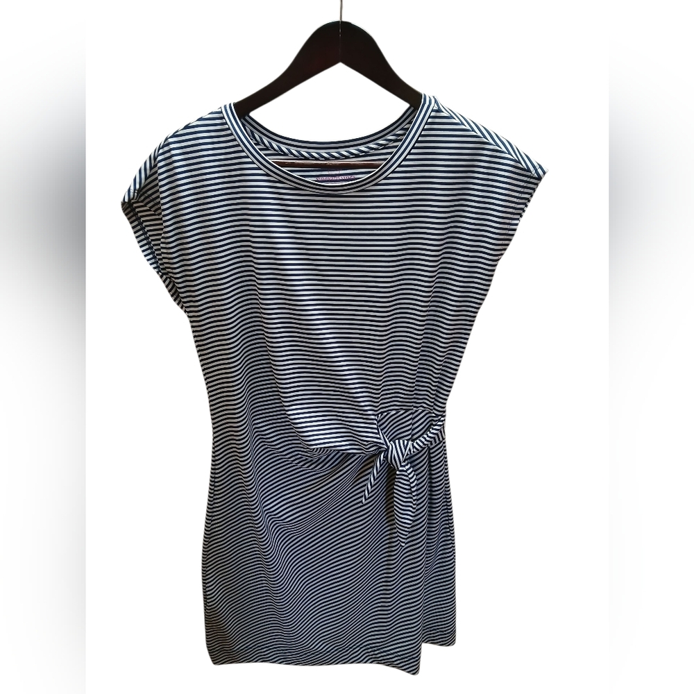 Vineyard Vines Top